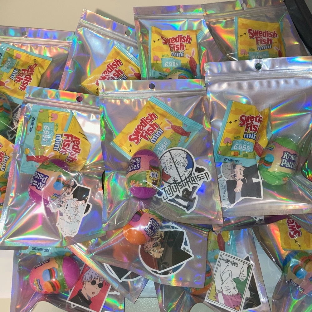 Pokémon TCG: Sword & Shield Battle Styles Blister Pack & Coin (Eevee & Shaymin) - Picture 3 of 4
